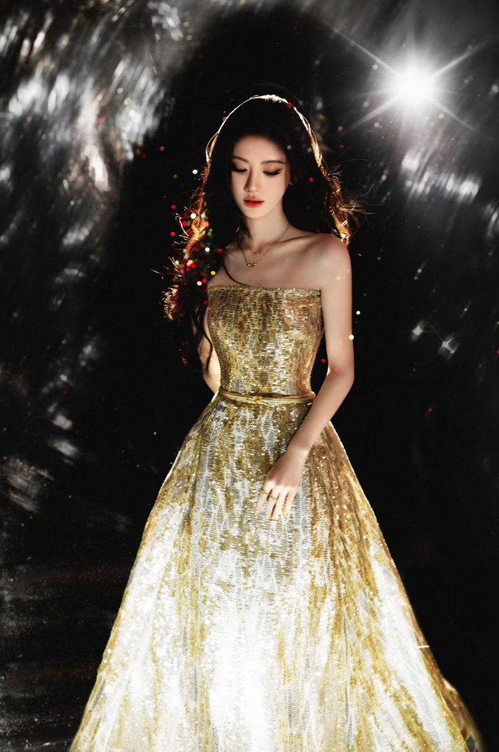 鞠婧祎🍊💙鞠婧祎🍊💙鞠婧祎阿黛扮演人类只是我在地球的兼职?
