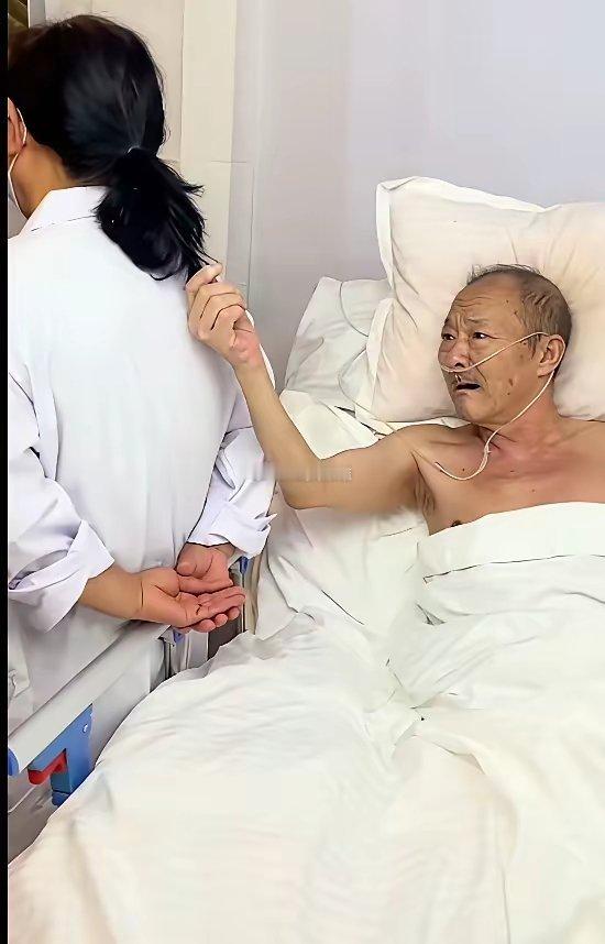 俗话说的对！男人只有被挂在墙上的时候才是最老实的时候！