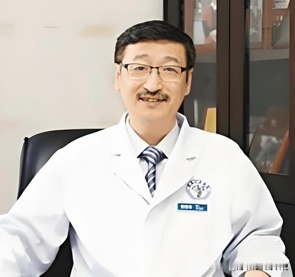 骨科大佬郝定均落马：医术再高，守不住底线终究是一场空西安骨科大佬郝定均的事