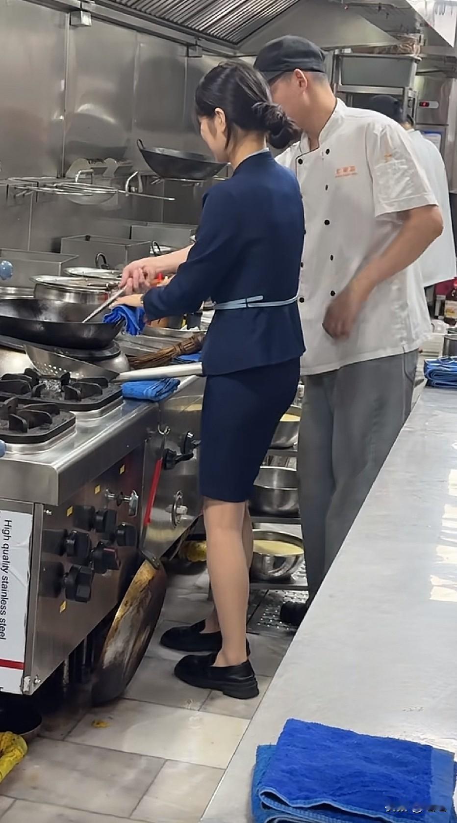 厨师得学啊[哭哭]