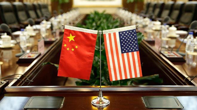 🐼有德国网友说世界上有两个“骗子”国家,一个是美国,一个是中国。美国称自己