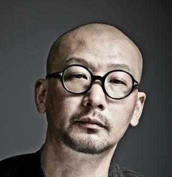 管虎万万没想到，用心拍出来的《东极岛》，让他最尴尬的不是口碑，也不是跳水的票房，
