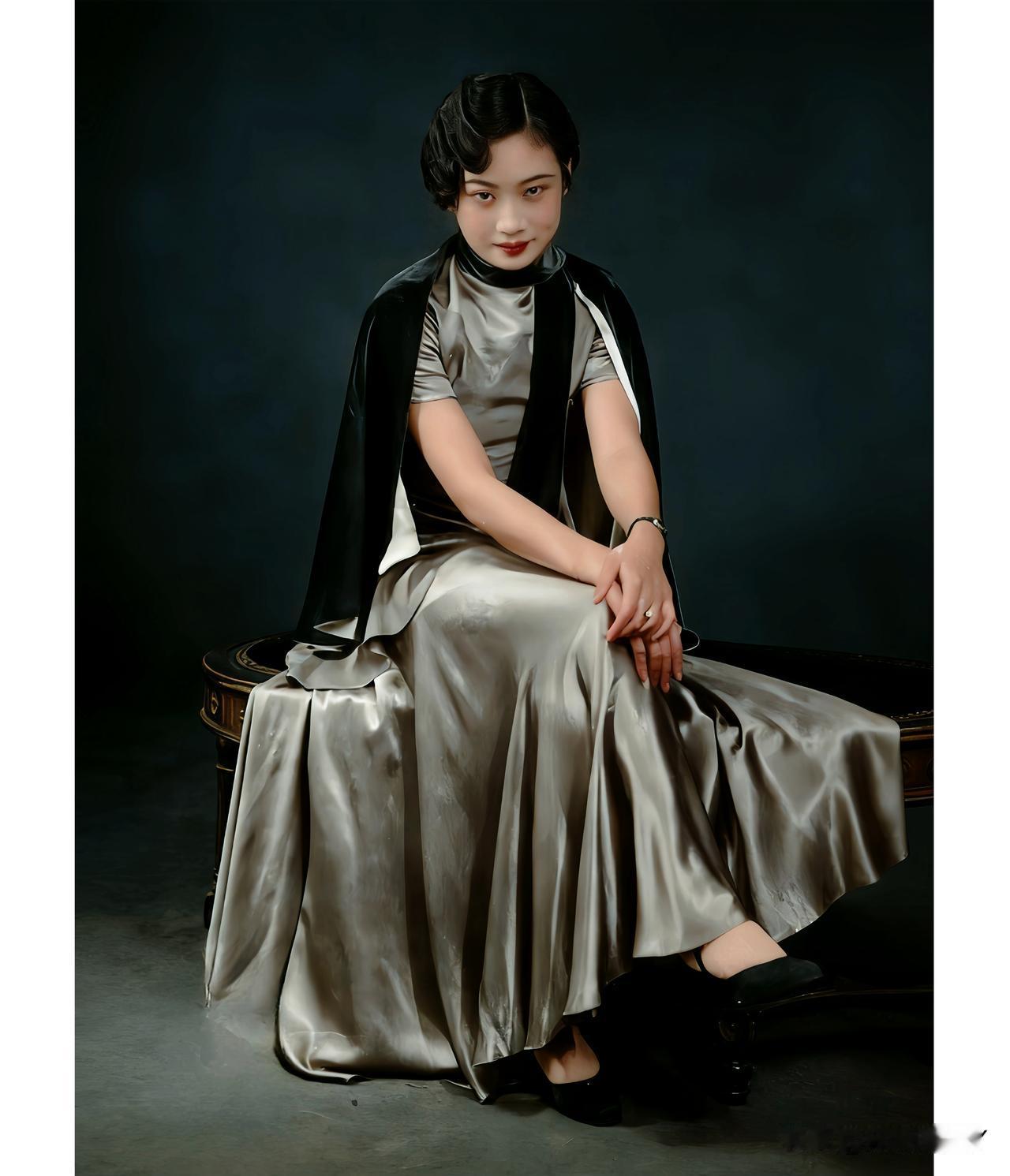 1931年，在上海的民国第一美女胡蝶，时年23岁。端庄明丽，从容大气，真是惊艳了