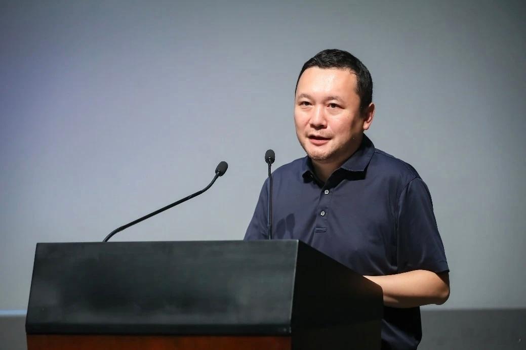 北京大学党委常委、副校长任羽中，主动投案。据中央纪委国家监委网站9月17日消息，