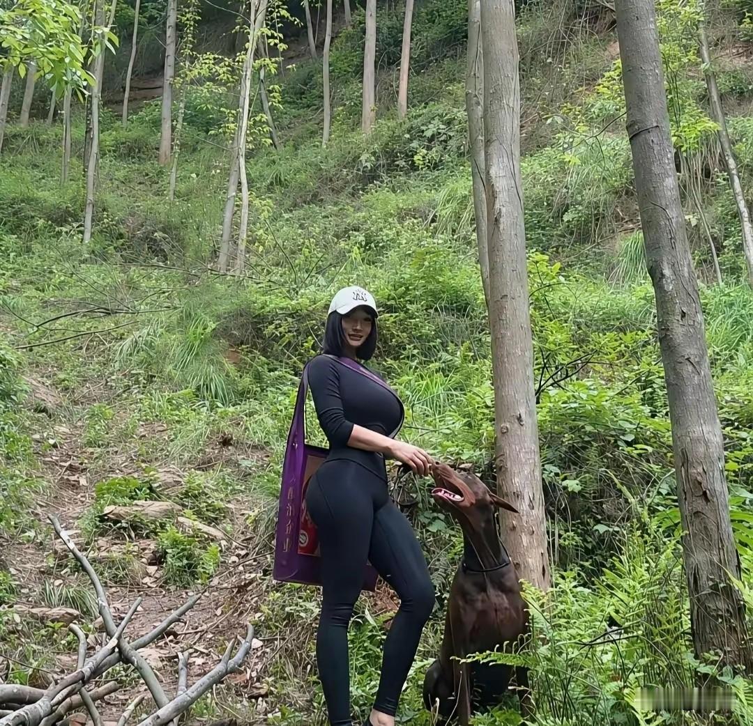 抑郁症就是看到了人性恶的一面，无法接受，也无法应对！于是选择自残，你们别伤害我，