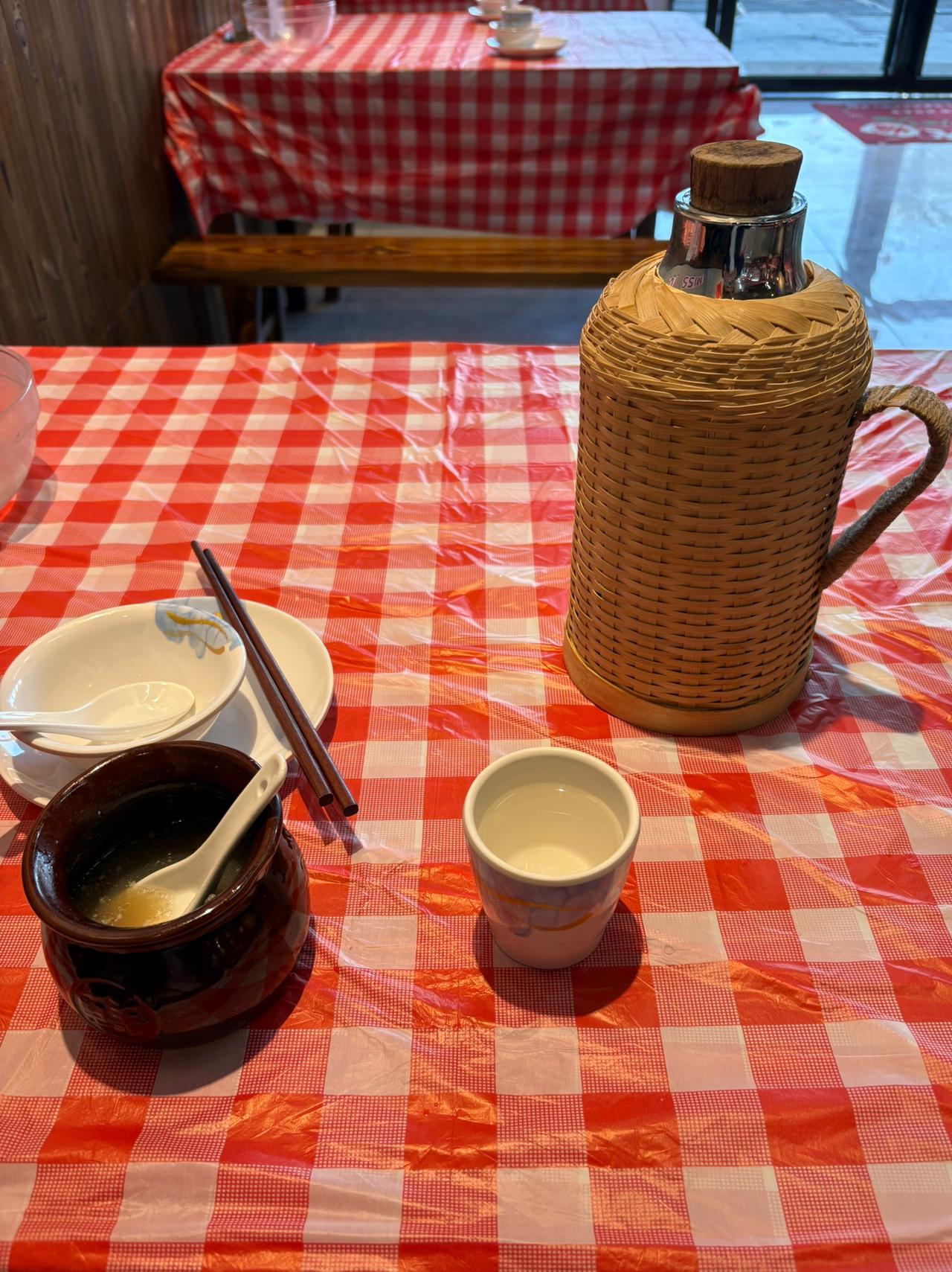 说一个大家都不太关注的现象：1，外资企业一般发工资是在每个月的10号或之前，