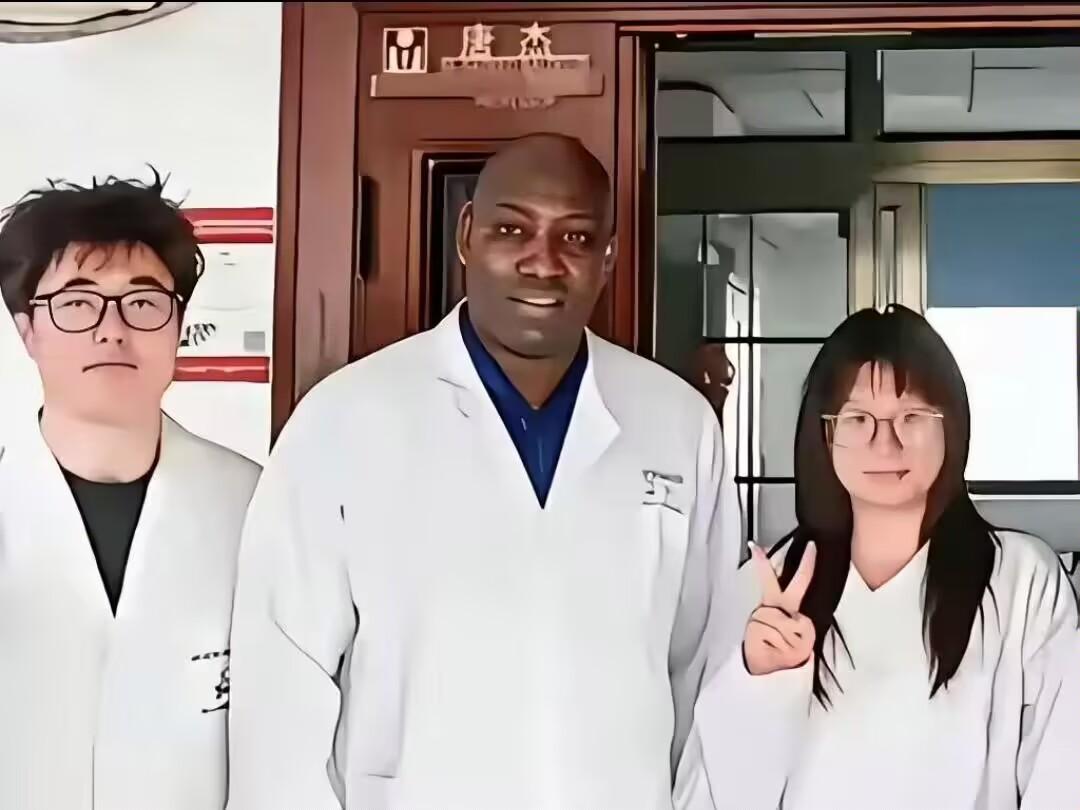 湖南某大学重金请来的黑人教授唐杰，上岗都一年多了，居然没给学生上过半节课！这事传