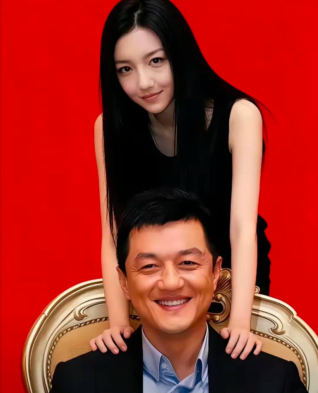 李嫣的鼻子这么好看，这以后即便要去靠脸在娱乐圈吃饭也不是不可能呀。如果她的妈