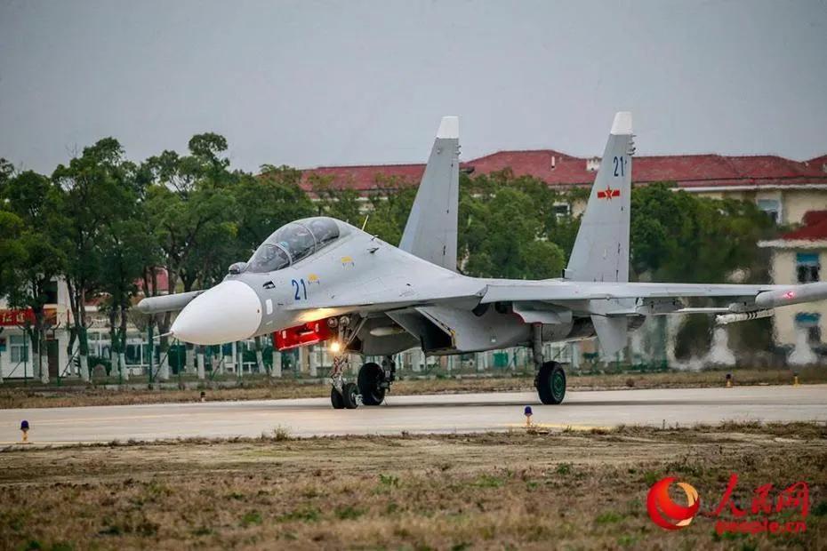 海航白头雕战机[呲牙笑]经典涂装！