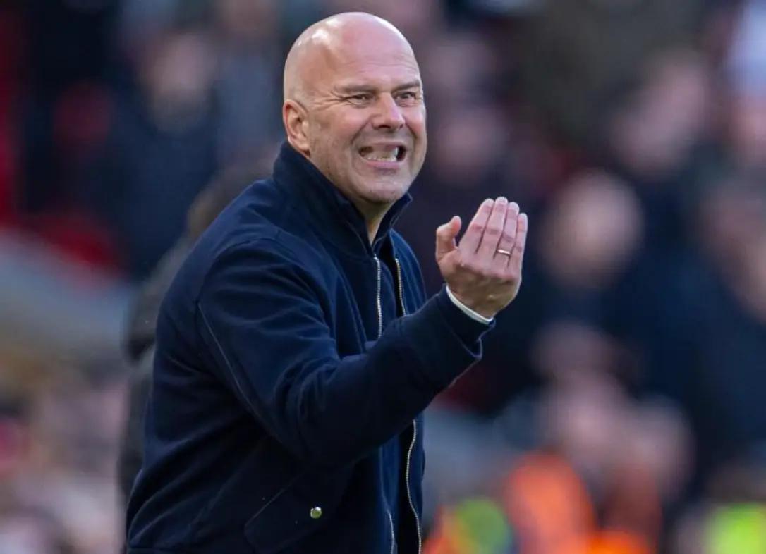 斯洛特的命太硬了！如若欧冠出局，然后本赛季未能获得下赛季的欧冠资格的话，斯洛特