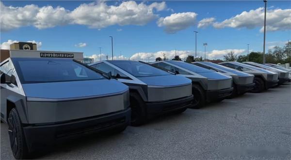 SpaceX以全价1.31亿美元购入约1600辆特斯拉CybertruckSpa
