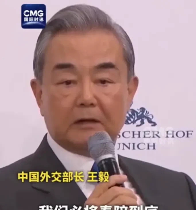 中国反击美国欺压美国欺负人，中国不忍了，要奉陪到底。这回