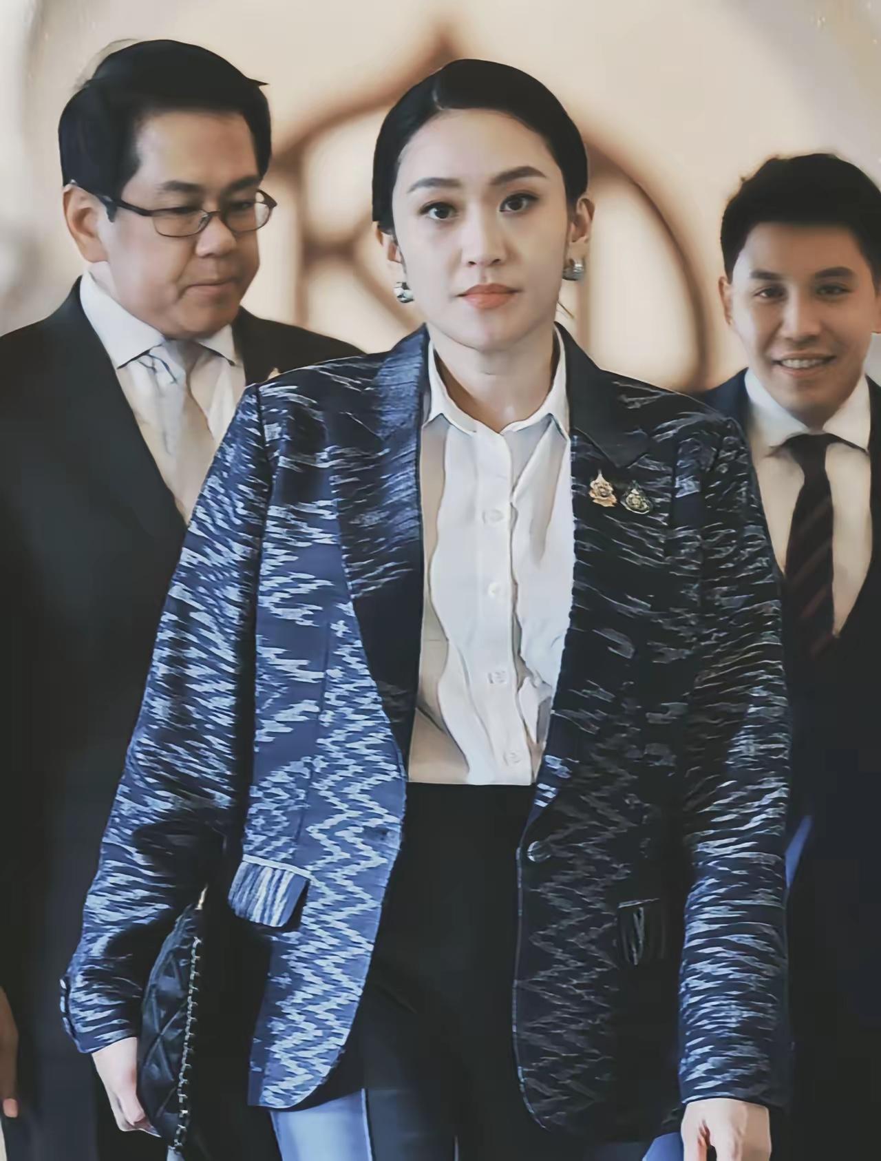 4个月之后，泰国的为泰党有可能会卷土重来，他们的代表人物佩通坦有可能会向现任的总