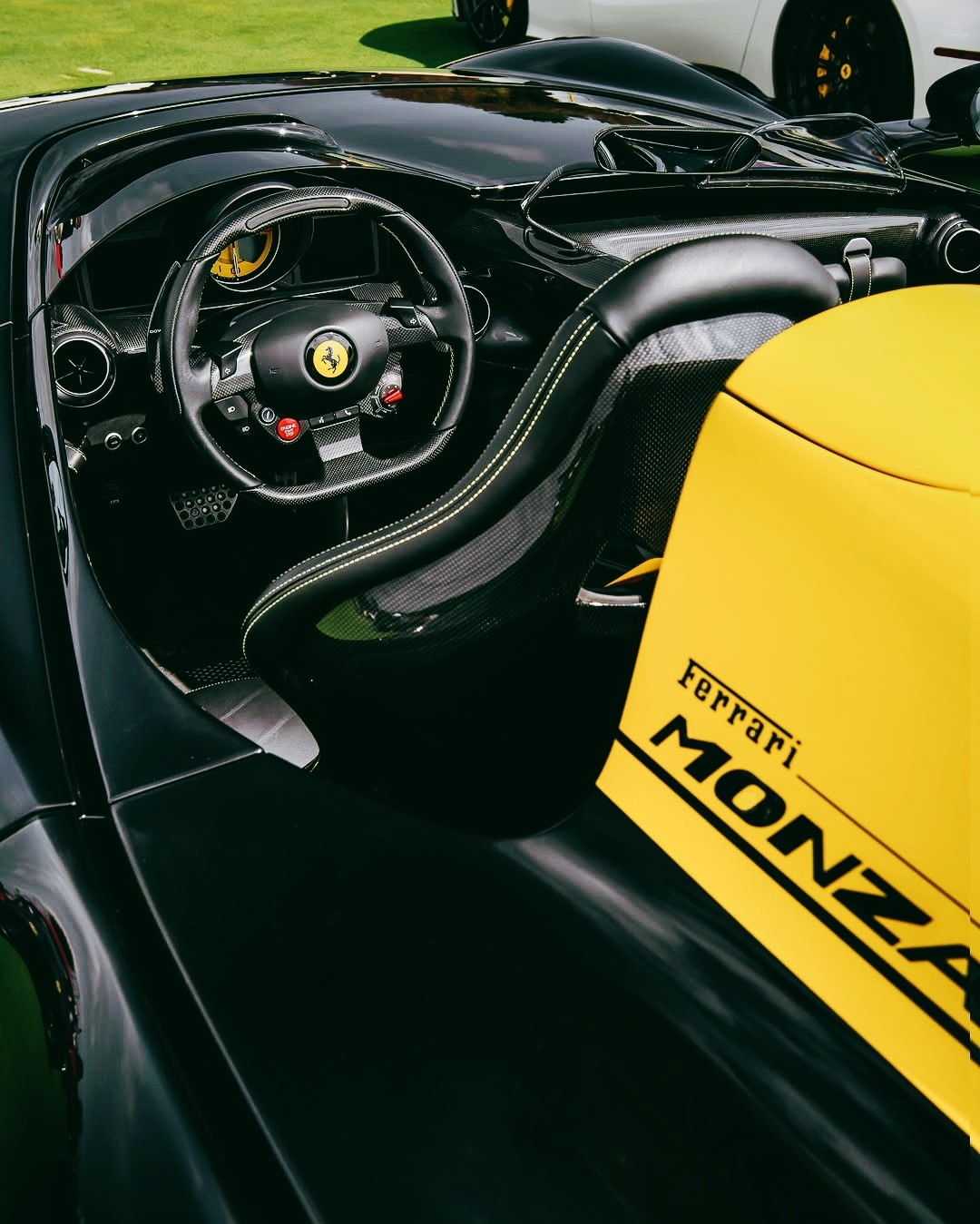 汽车资讯FerrariMonzaSP2,基于法拉利812，搭载6.5L