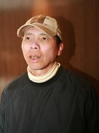 冯小刚回应《抓特务》亏损严重，还说：优质电影需要优质的观众，这是再说不看抓特务的