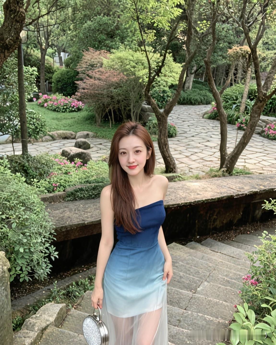 时光，就像一把大筛子。筛去浮躁，留下真心。年轻时以为朋友越多越好，热热闹