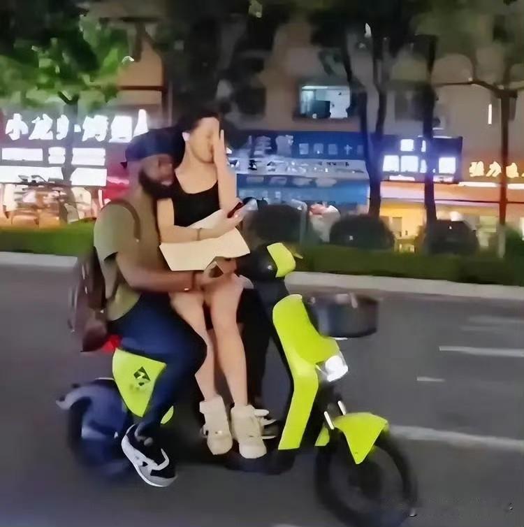 12月1日，电动车推行新国标，我预测受影响最大的就是这3类人群吧！第一、外卖