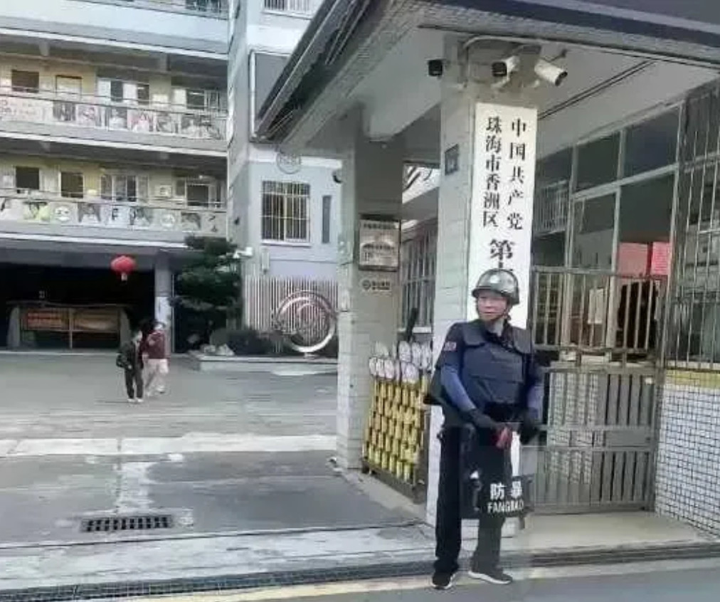 三千的工资拼什么命呢？