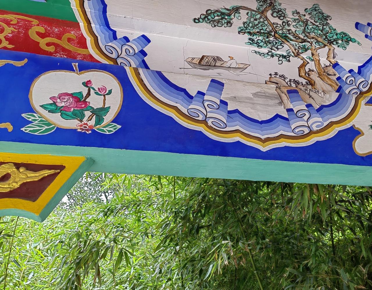 某高校实验室负责人，准备搞实验室成立XX周年庆典活动，申请未获领导批准，心中不满