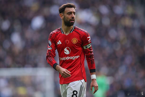 曼联vs伯恩茅斯曼联经历了三轮不胜后开始反弹，最近三轮保持不败，2胜1平，积分