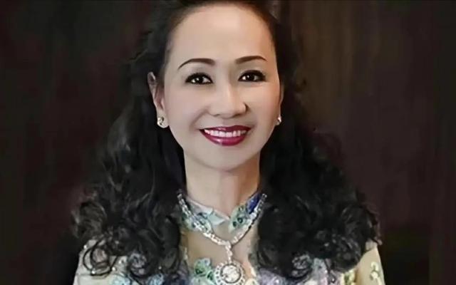 当法庭当庭宣读死刑判决的那一刻，所有人都以为她会崩溃落泪、低头认罪，谁都没想到，