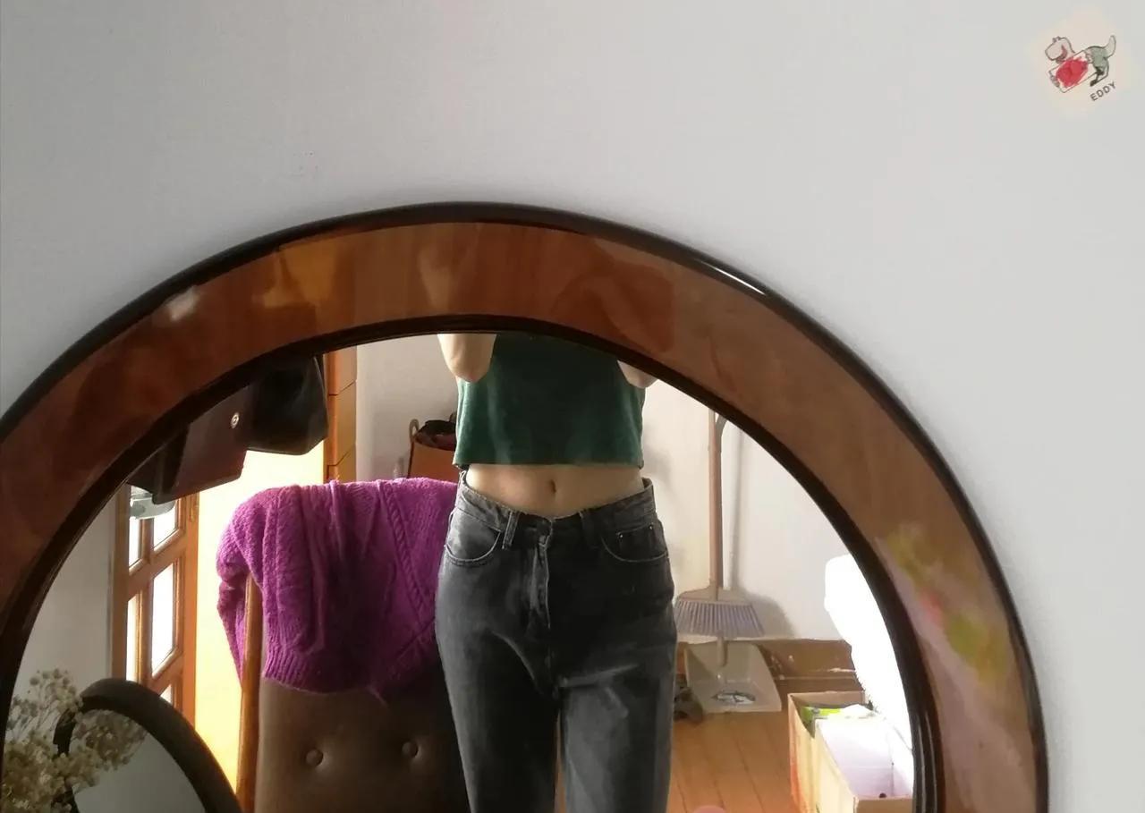 我大学的时候有个女同学，1999年的时候，她弟弟得了重病，咱同学就组织捐款。那时