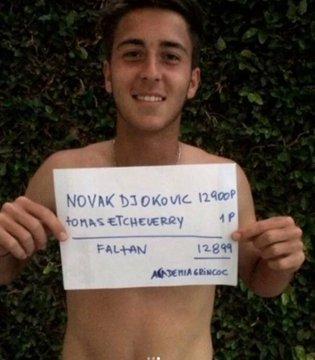 诺瓦克·德约科维奇是托马斯·埃切维里一生中的偶像。自从赢得首个ATP积分后，