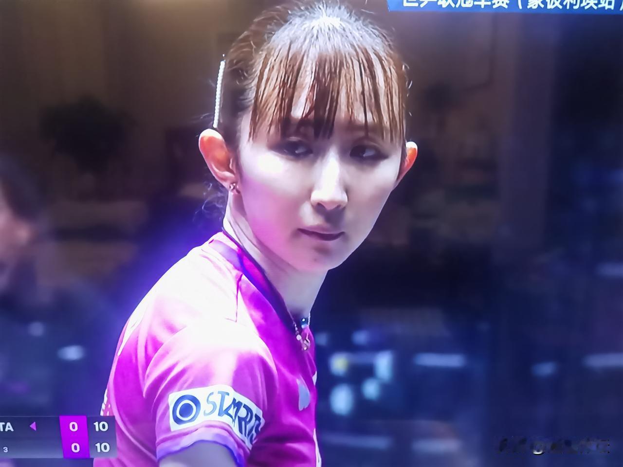 王艺迪，这是怎么了？在和早田希娜的比赛中，第一局8：2开局，最后，被早田希娜14