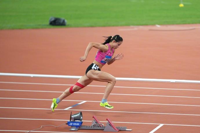 全运会女子400米栏: 莫家蝶夺个人第二金, 广东包揽金银