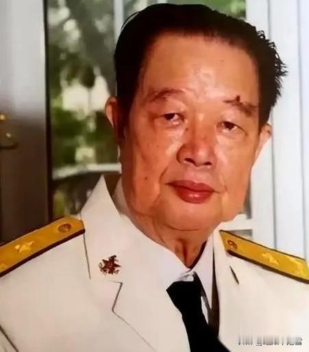 枪响了。是对方先开的枪。这一枪，打伤了我们的一个兵，也彻底打没了某些人的幻想