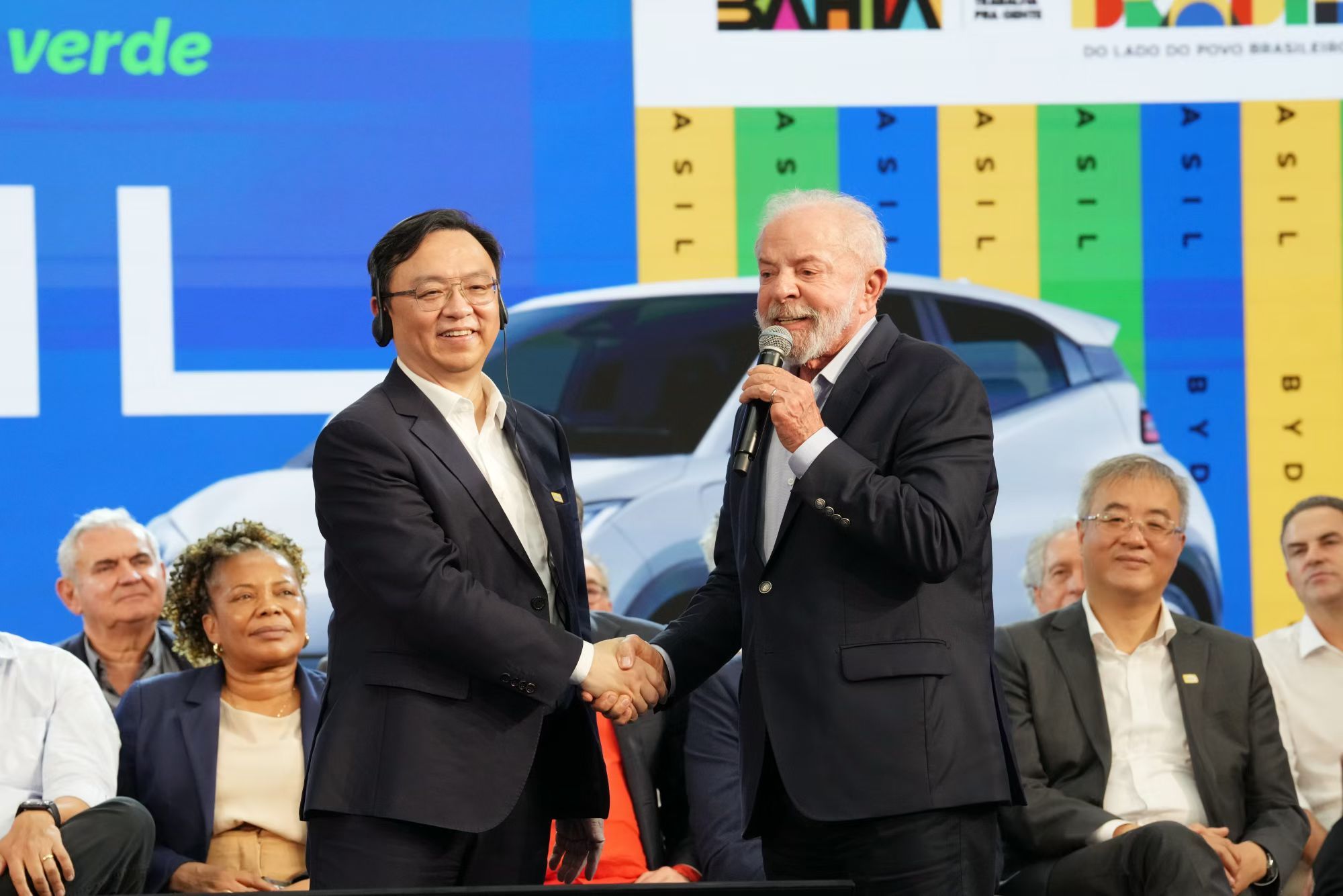 比亚迪第1400万辆巴西下线，车主是巴西总统卢拉中国比亚迪，势若奔马，太猛了！