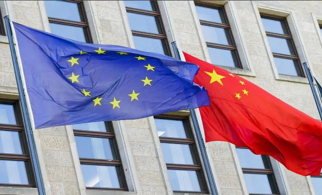 欧盟驻华大使最近整了出“威胁式撒娇”，放话要是中国不赶紧出口稀土磁铁，可能就停了