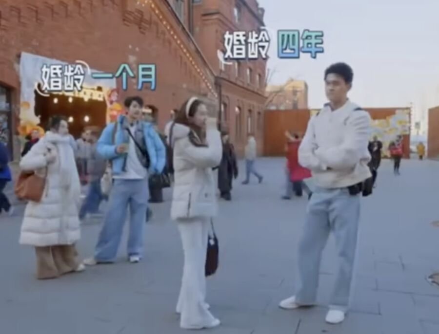 不满张豆豆未挽手臂！孙杨怒怼：你站那塔上去离我八丈远就像陌生人