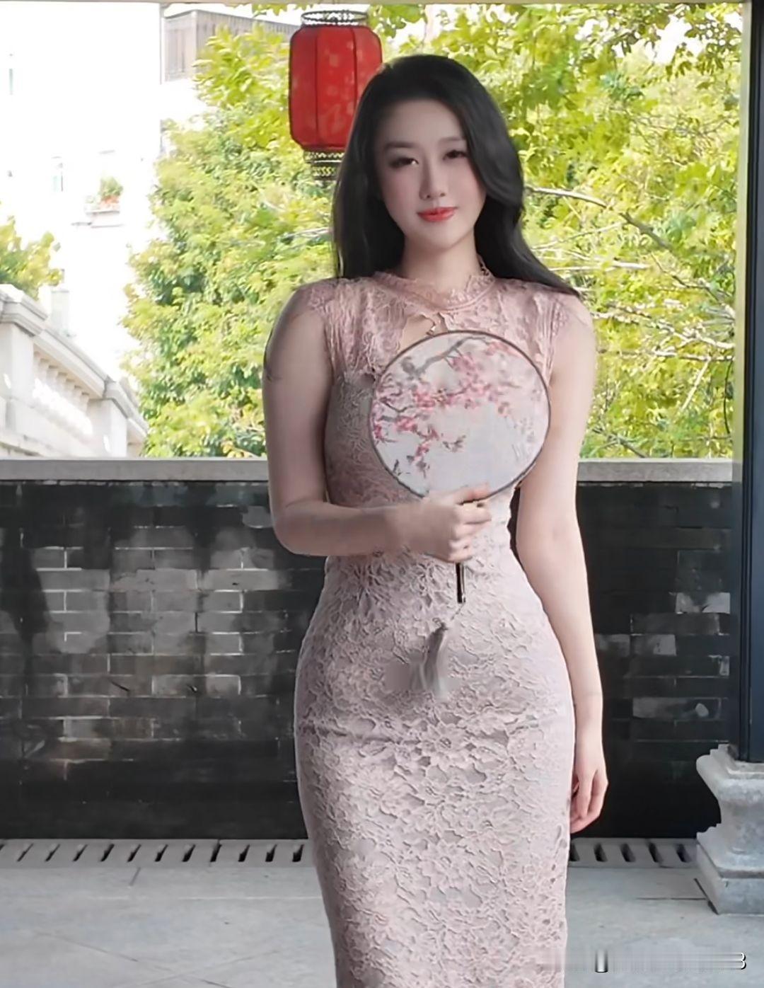 女人一辈子忘不掉的三个男人女人心中除了自己的丈夫还有三个男人一辈子忘不了