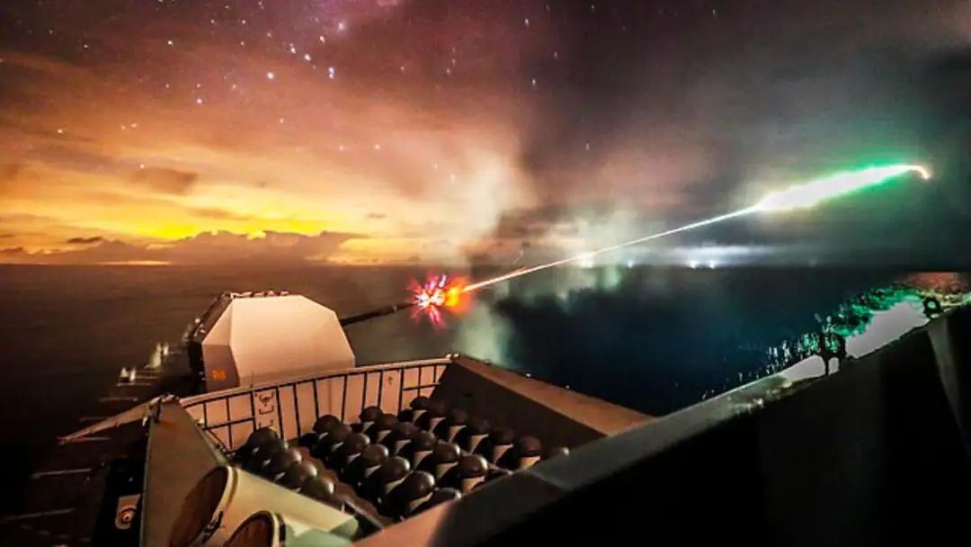 6马赫“迷你高超弹”问世：中国模糊炮弹与导弹界限你能想象吗？普通高射炮竟能