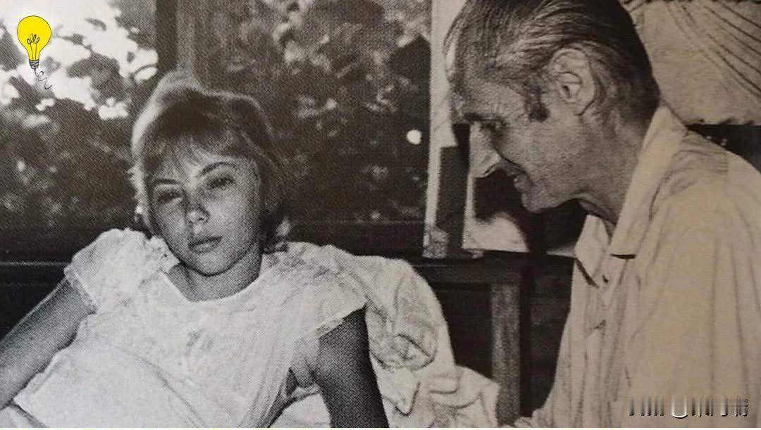 1971年平安夜，17岁的朱莉安·科普克（JulianeKoepcke）在L