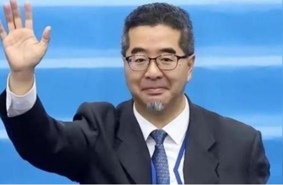 很多人一听国民党副主席萧旭岑说"不接受一国两制"，第一反应就是火冒三丈，觉得这是