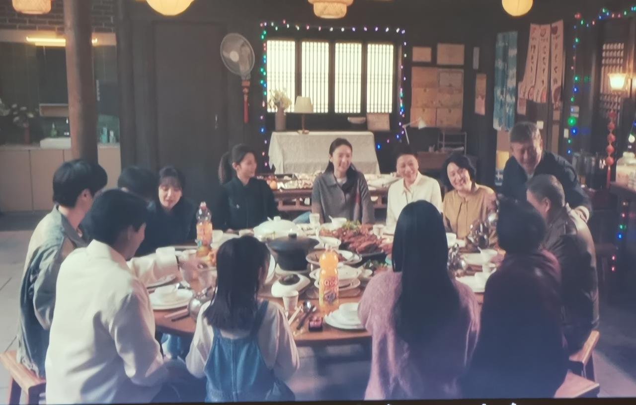 《四喜》大结局，原来是个“家和万事兴，促进多生娃”的宣传片。好家风需要流传继承下