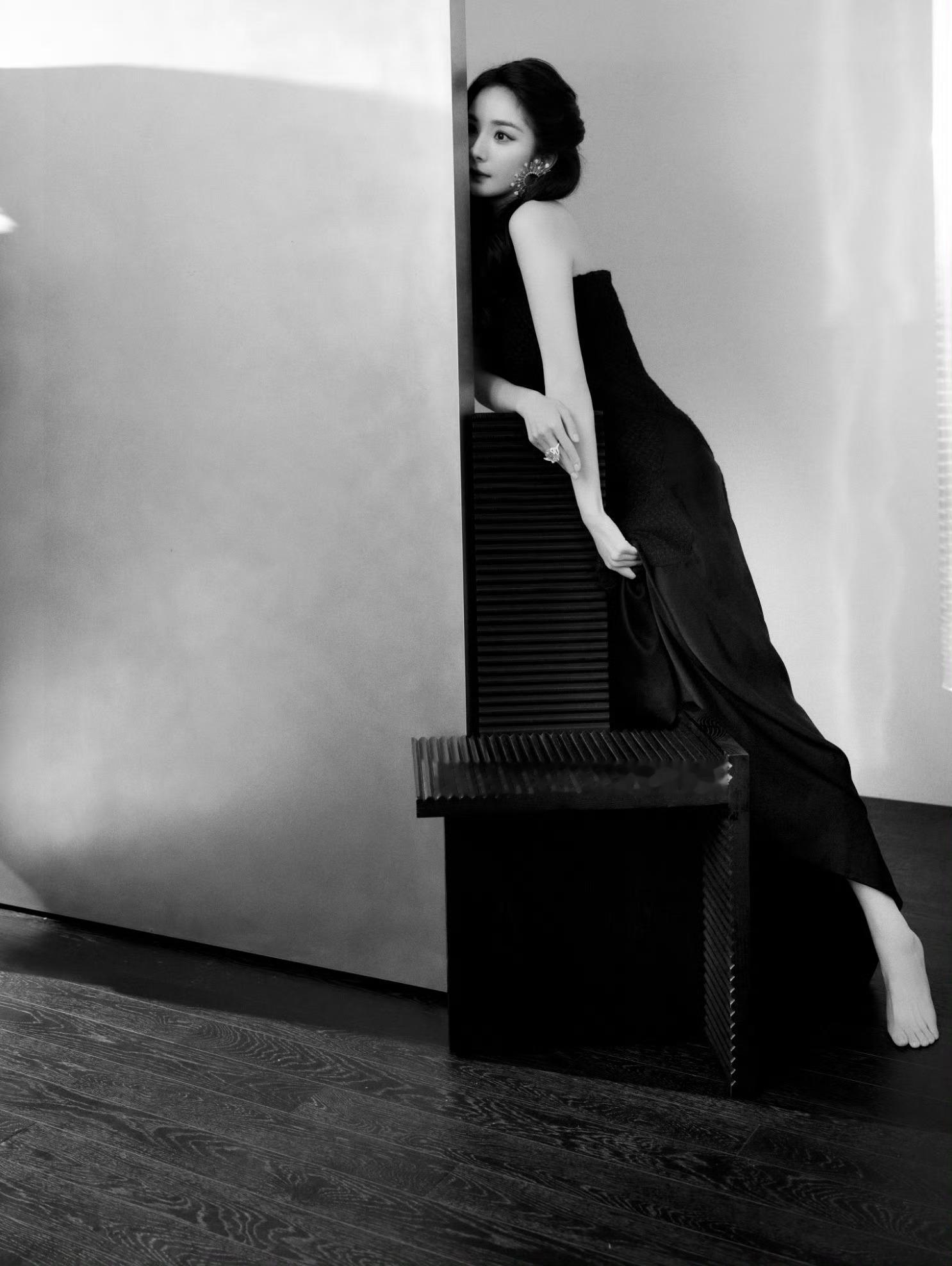 杨幂MAISONMARGIELAHAUTECOUTURES/S2017