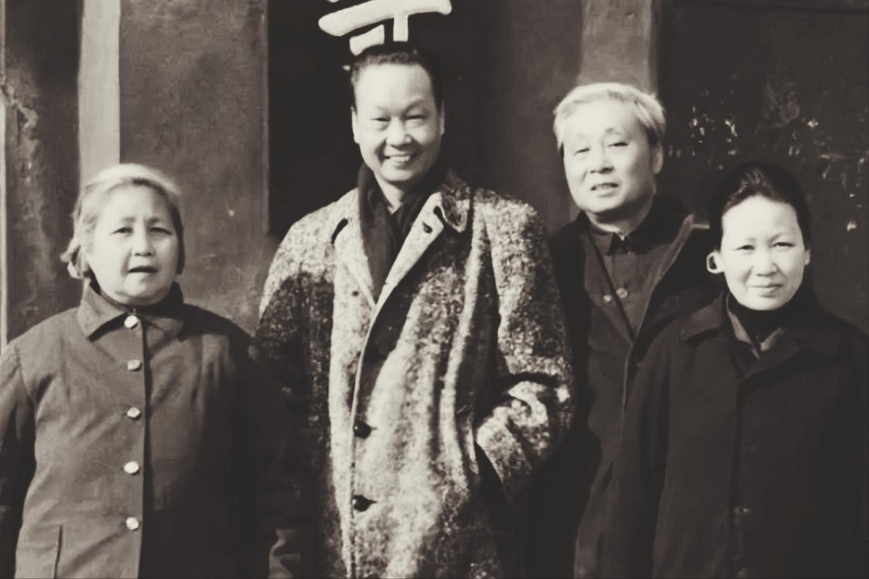 1986年2月21日，金无怠死在美国弗吉尼亚州的羁押场所。两周前，美国联邦陪审团