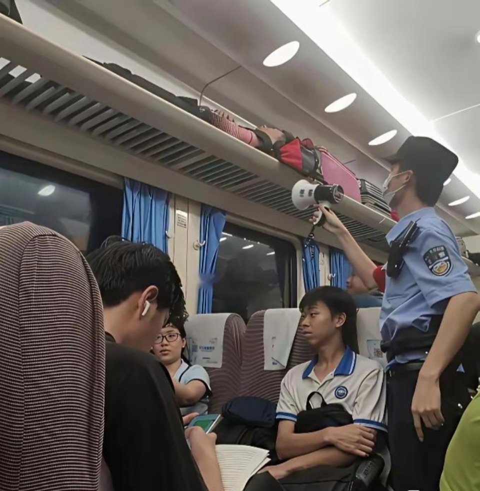 这大哥干了许多人想干却不敢干的事