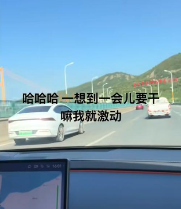 “太炸裂了！”浙江女子抓奸，丈夫被抓现行，小三漂亮且未成年，聊天记录不堪入目