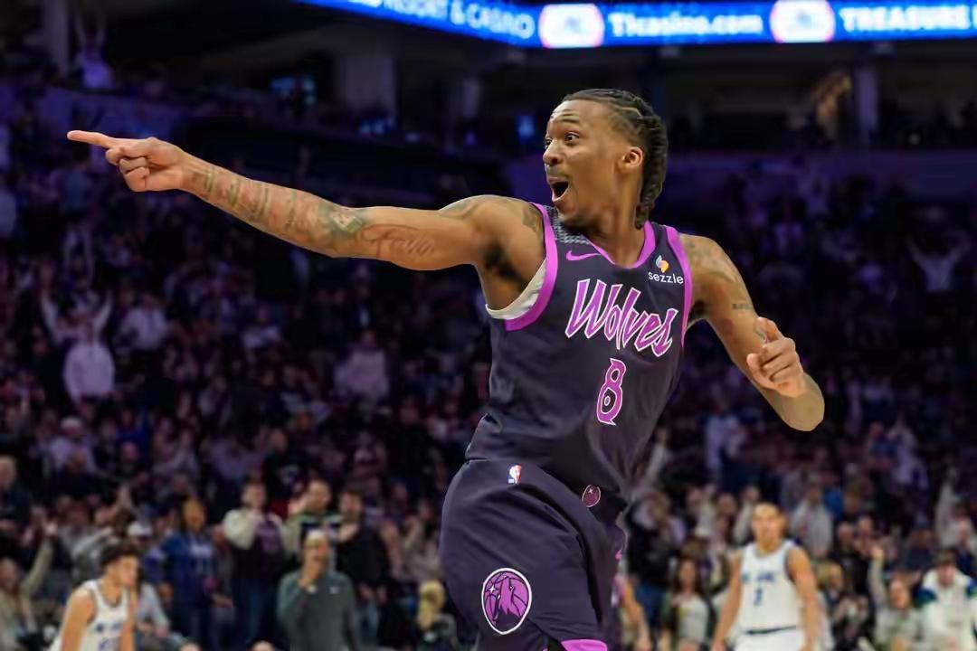 被快船放弃的海兰德，在森林狼焕发第二春，打出了生涯最佳的表现。一、海兰德在快船