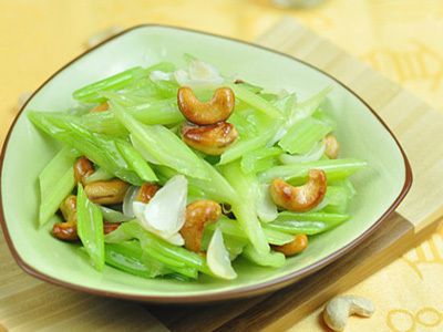 血管堵塞不要慌! 3种“清道夫”食物常吃, 软化血管降三高