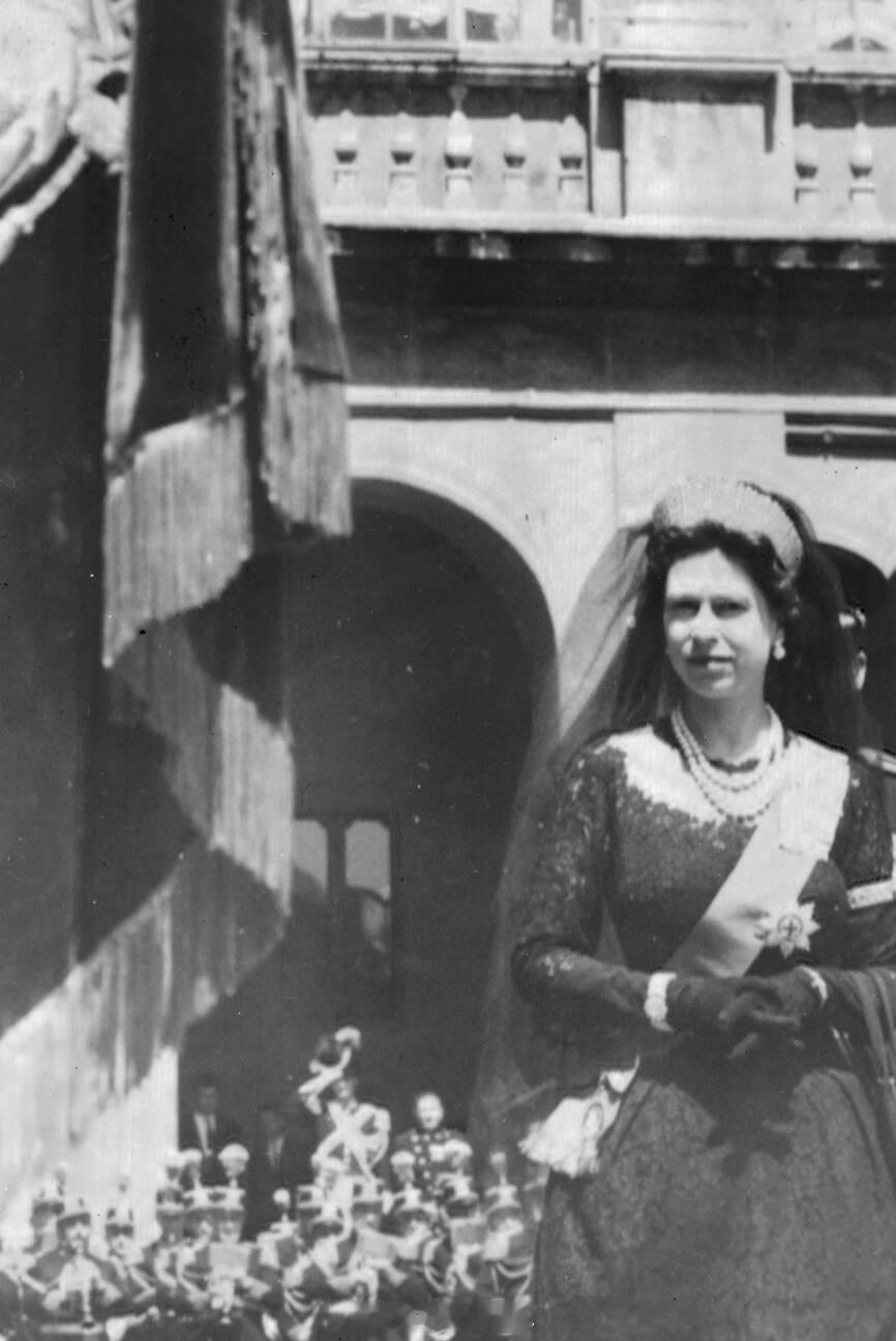 英国王室6️⃣4️⃣年前的今天1961年5月5日，伊丽莎白二世女王和