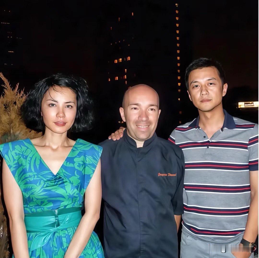 李亚鹏现在被说的一无是处没有别的原因，其实就是混得不好。假如他的生意做得很好，那