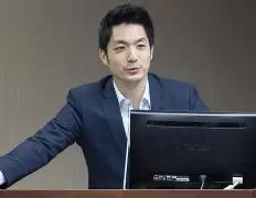 台北市长蒋万安10月5日受访时声称，“大陆应尊重台湾的生活方式，不要因为政治倾向