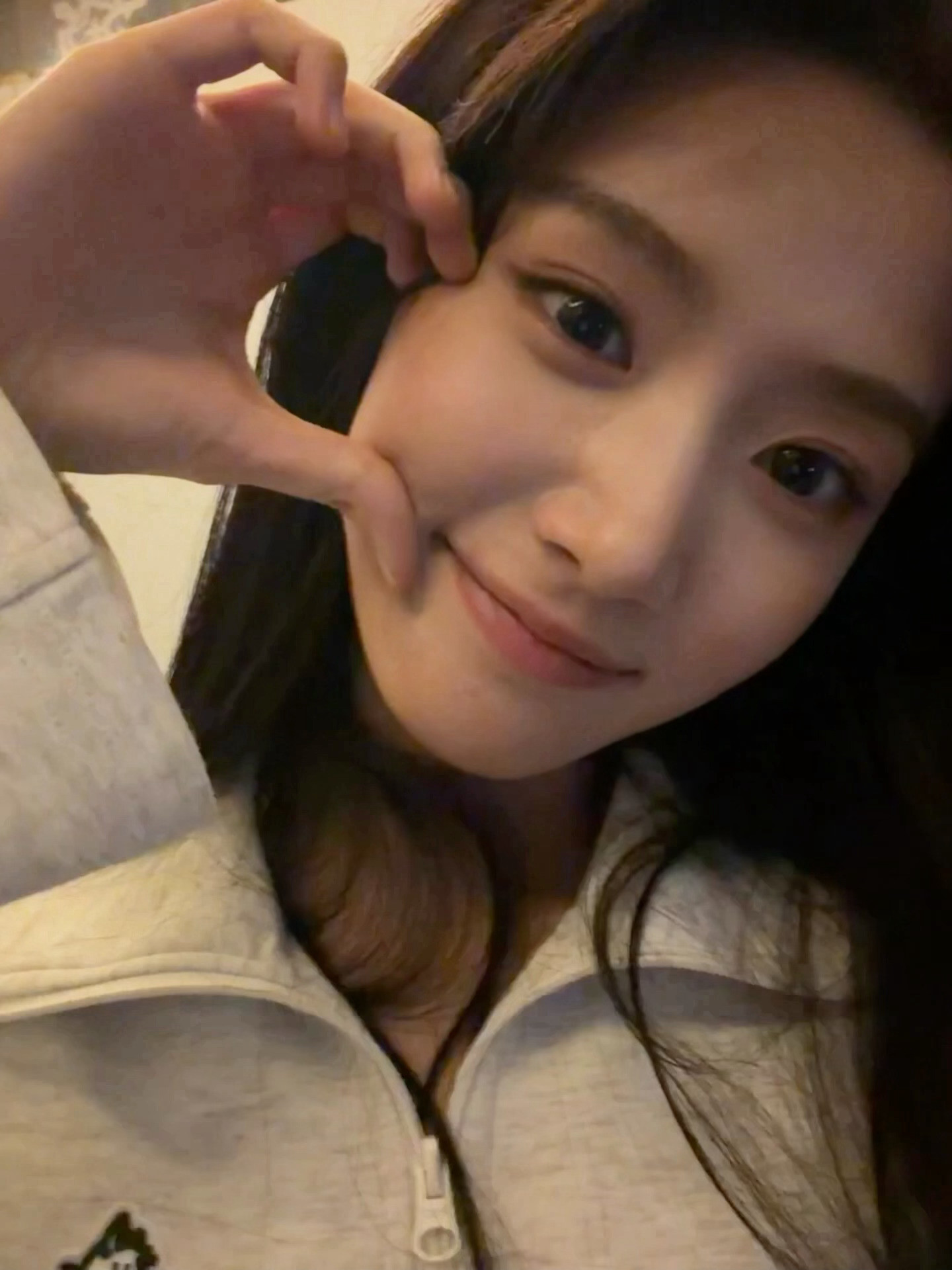 卢昱晓全天下最美萌的狗狗女