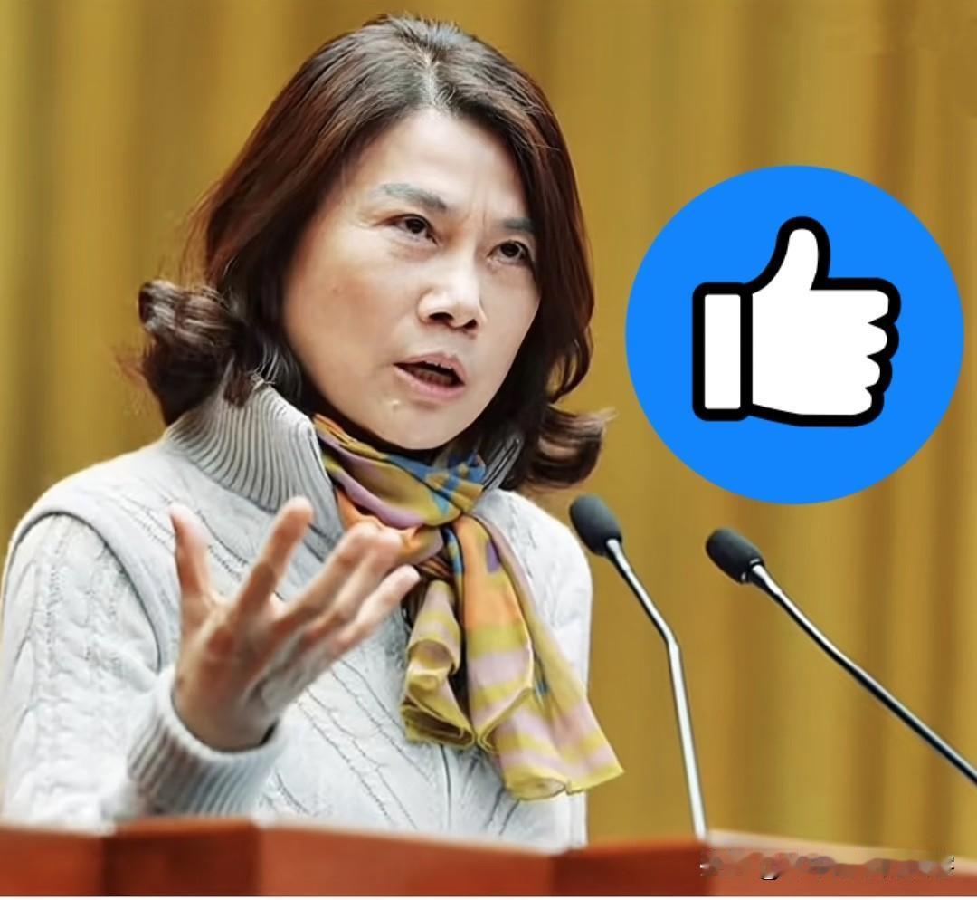 甭管你服不服，聊到预制菜，也就董明珠敢说句实在话。她说：预制菜，就是垃圾食品！