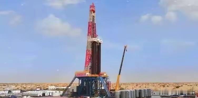 中国一口气挖出13个亿吨级大油田，外媒彻底破防这真是实打实的大好事，看着就让